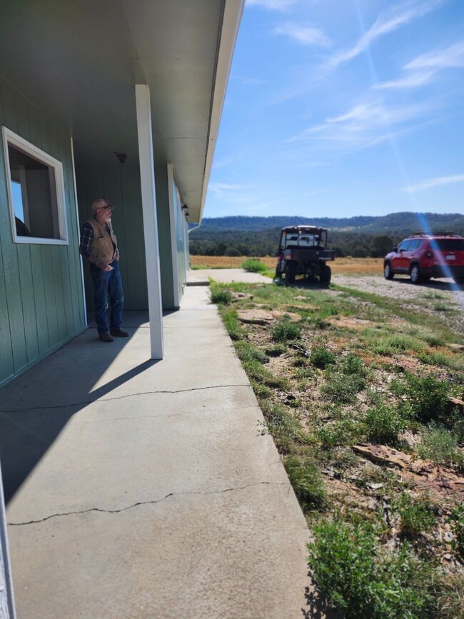 Building Photo - Mancos 2 bedroom on acreage