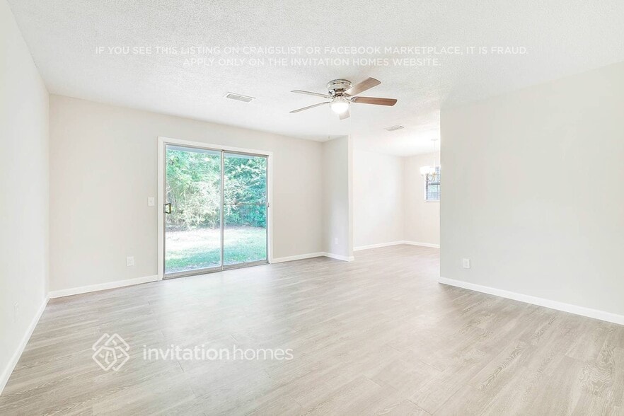 Building Photo - 2203 Burpee Dr