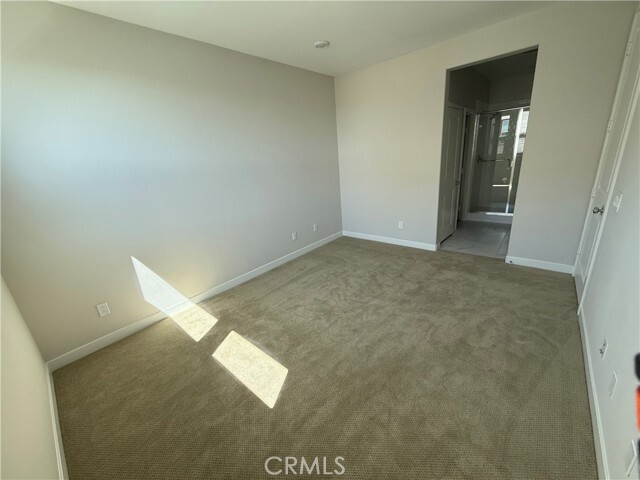 Building Photo - 995 Poppy Ct