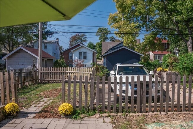 Building Photo - 1111 Blendon Pl