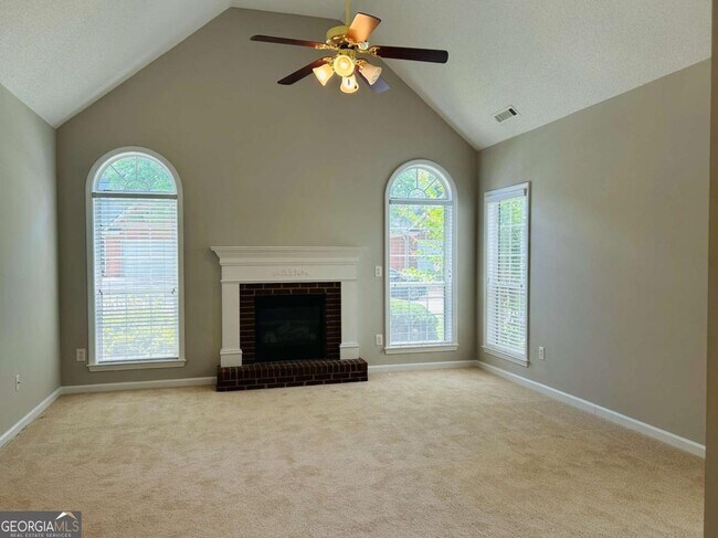 Building Photo - 61 Riva Ridge Ln