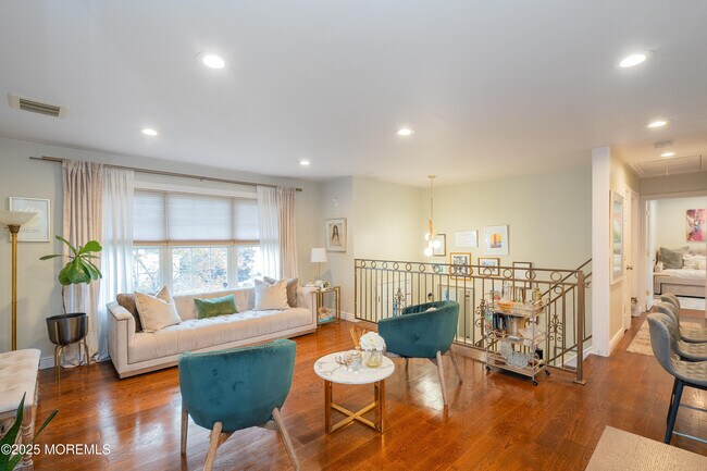 Building Photo - 121 Milton Ave