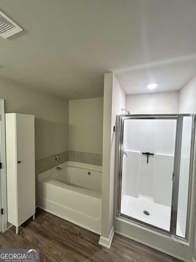 Building Photo - 287 Turtle Creek Dr