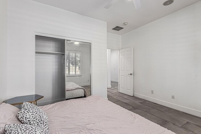 Building Photo - 3777 E Vallejo Dr