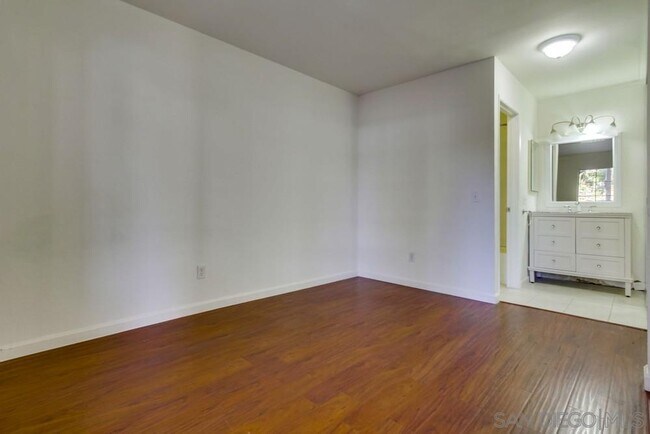 Building Photo - 13115 Wimberly Square