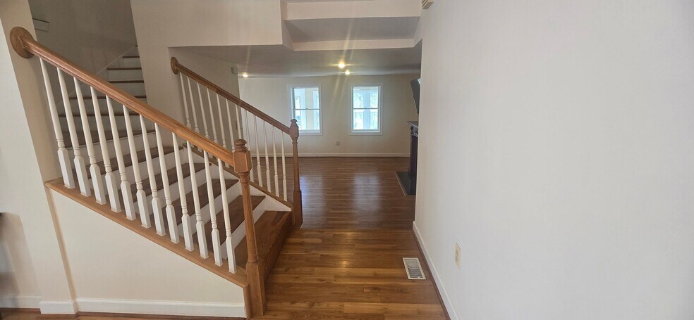 Building Photo - 2834 E Boss Arnold Rd