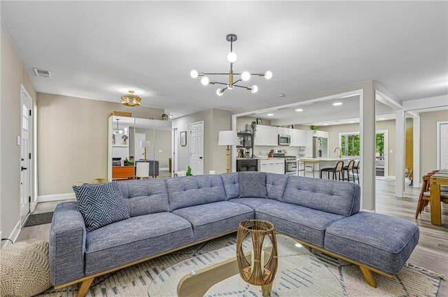 Building Photo - 3898 Skidmore Dr
