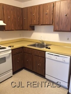 Building Photo - 71 Montvale Ave