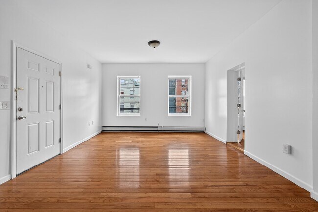 Building Photo - 359 Palisade Ave