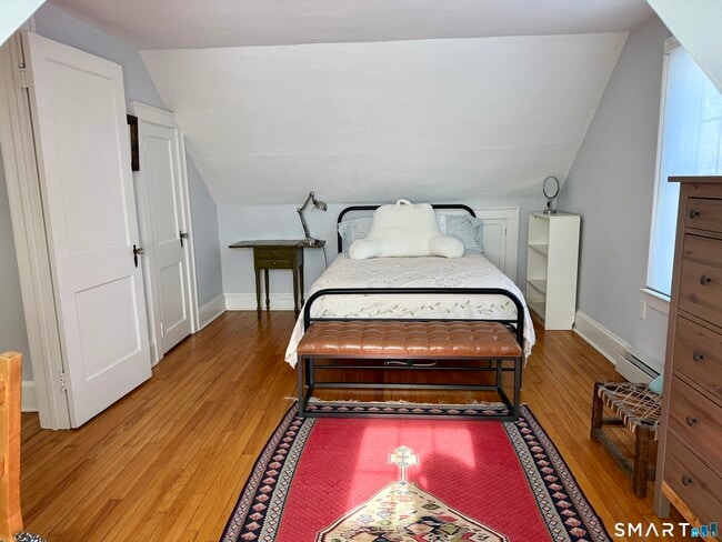 Building Photo - 43 Neck Rd