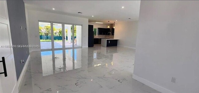 Building Photo - 18961 SW 359th St