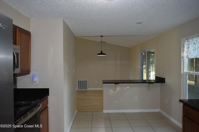 Building Photo - 1756 Jacobin St NW