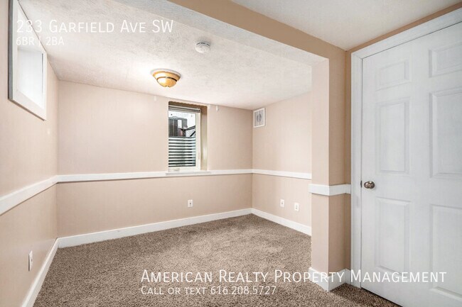 Building Photo - 233 Garfield Ave SW