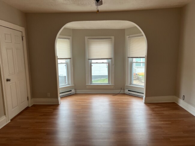 Primary Photo - 209 Harrison Ave