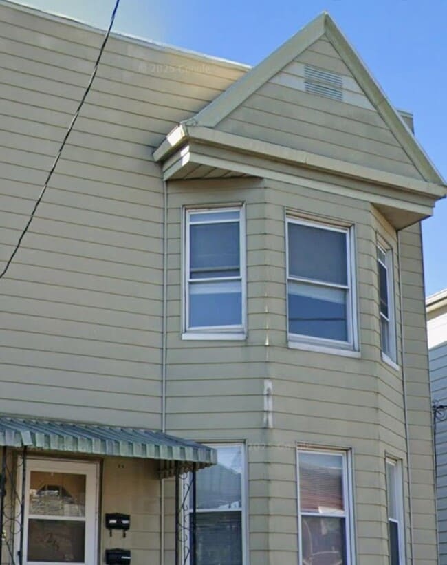 Building Photo - 26 W 20th St