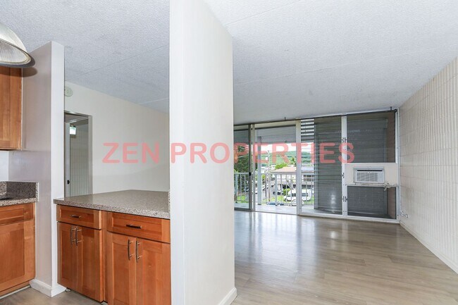 Building Photo - 1 Bdrm 1 Bath 1 Parking at Makiki Hillside