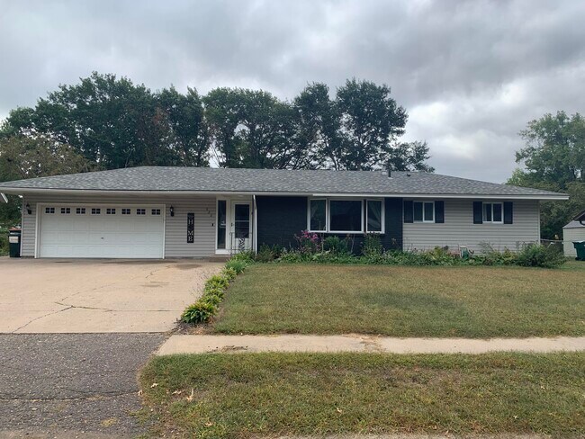 Primary Photo - 620 114th Ln NE