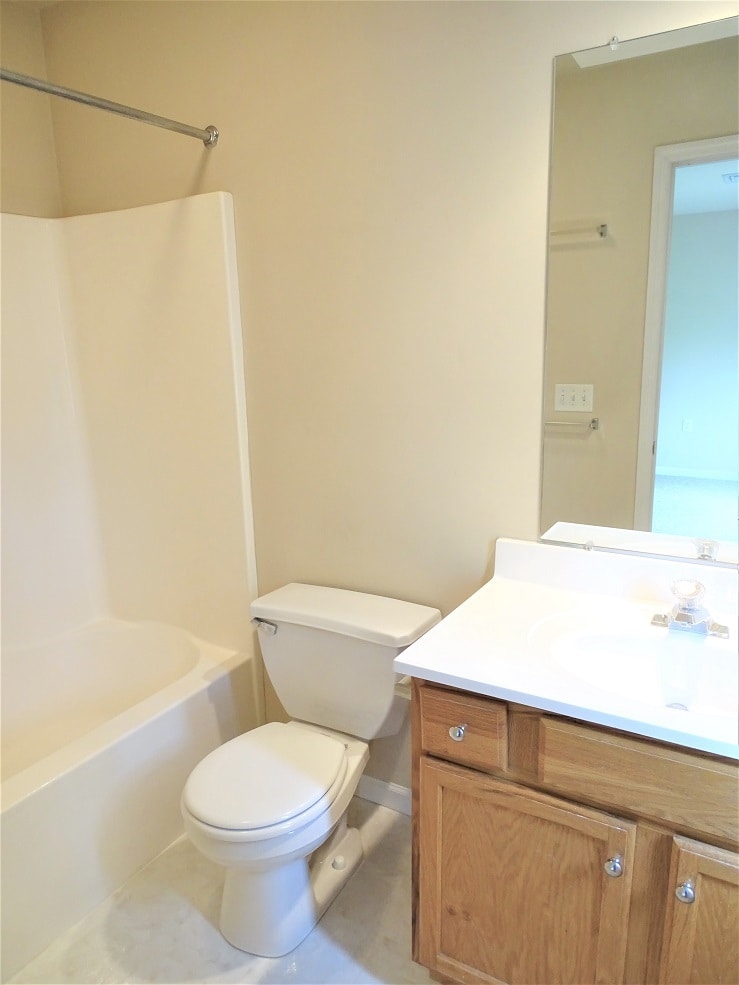 Building Photo - 103 Pepperton Ct