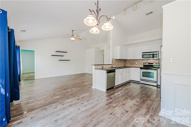 Building Photo - 12819 Slade Castle Ct