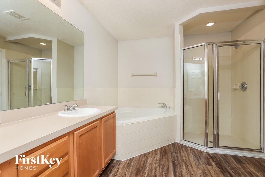 Building Photo - 4036 Waltham Forest Dr