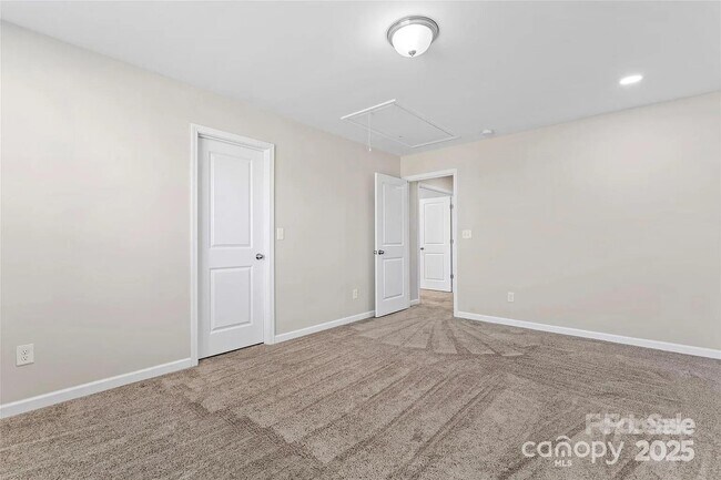 Building Photo - 4435 Mill Landing Dr