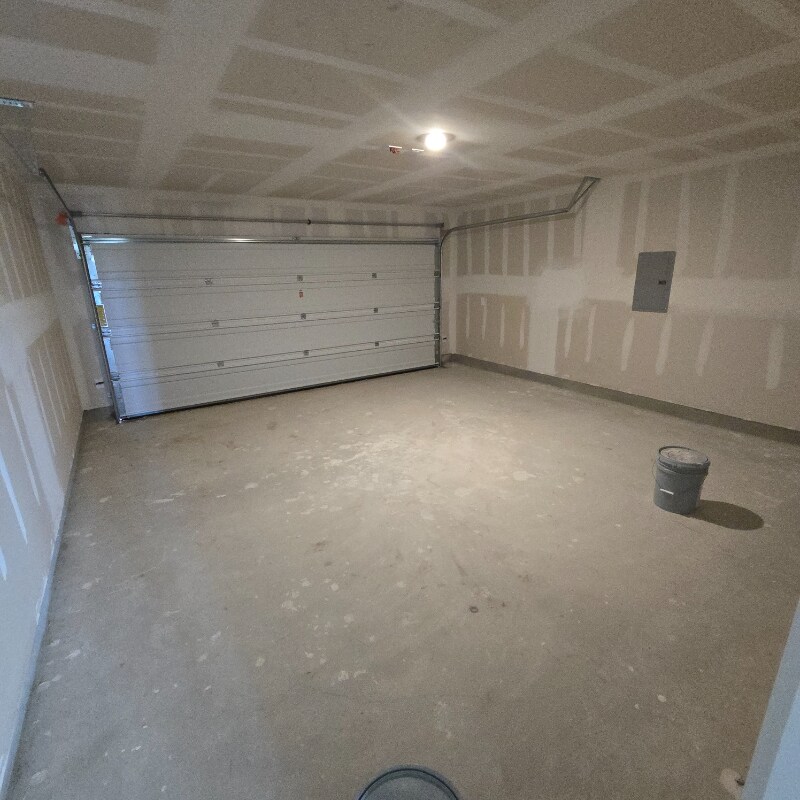 Building Photo - 2313 Dust Devil Dr