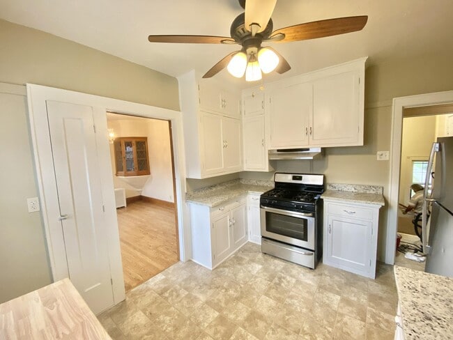Building Photo - 2848 N 70th St