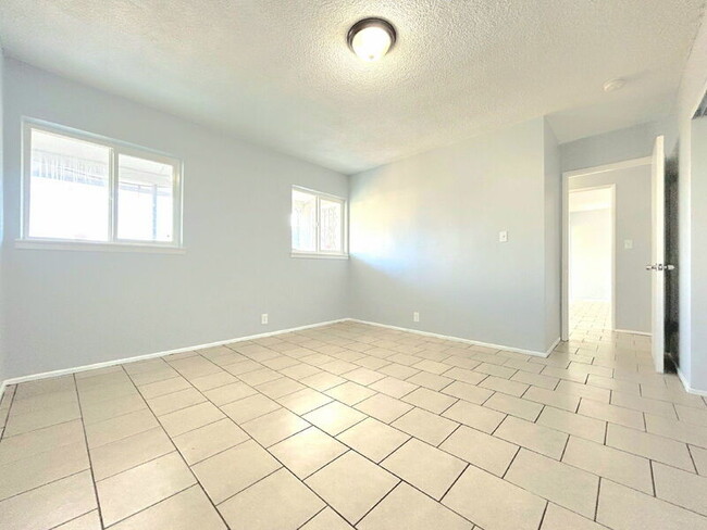 Building Photo - 8118 Stanford Ave