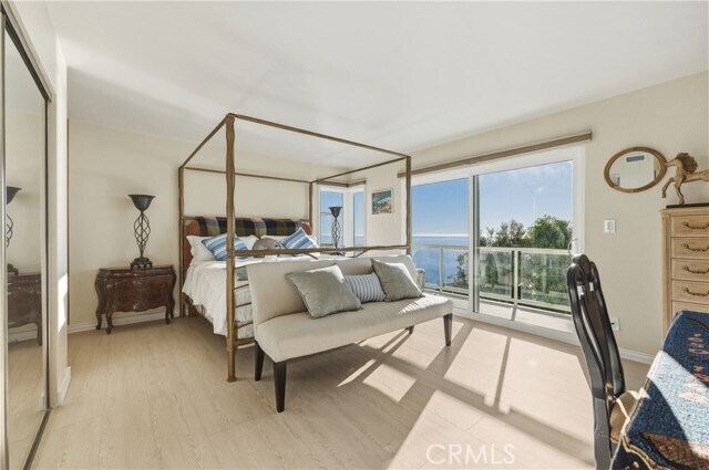 Building Photo - 883 Katella St