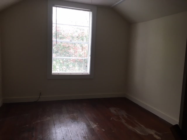 Building Photo - Renovated 3 Bedroom 1 Bath Home for Rent!