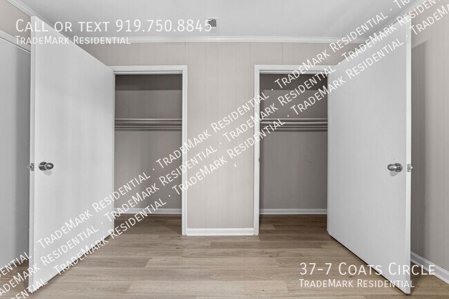 Building Photo - 37-7 Coats Circle-