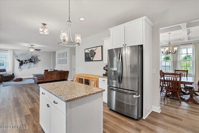 Building Photo - 712 Burley Oak Dr