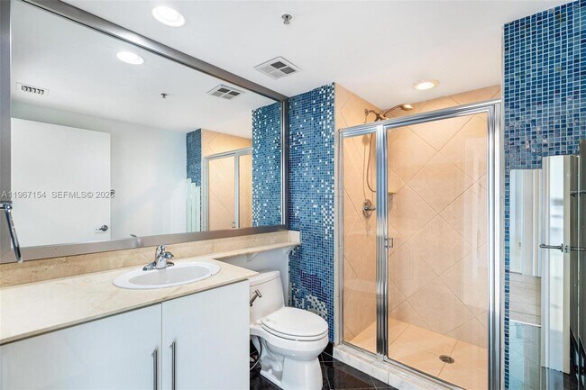 Building Photo - 325 S Biscayne Blvd