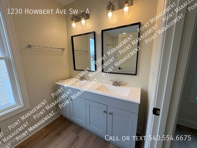 Building Photo - 1230 Howbert Ave SW