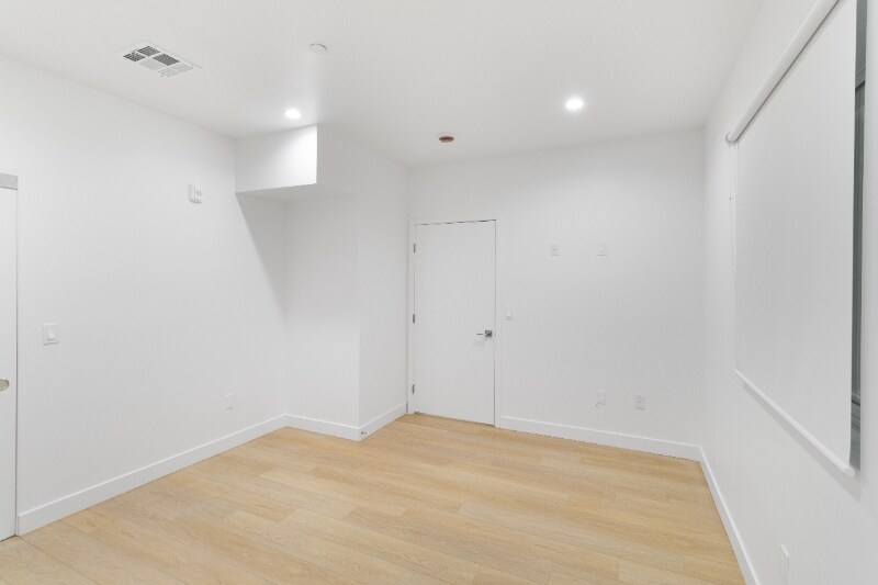 Building Photo - 11814 Aviation Blvd