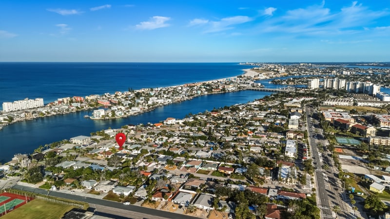 Building Photo - 463 85th Ave