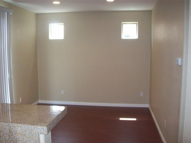 Building Photo - 4232 S Sugar Dr