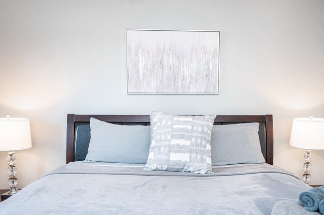 Building Photo - 215 Piedmont Ave NE