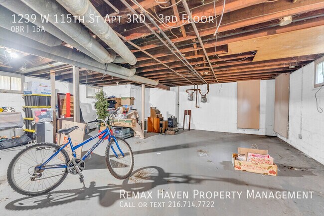 Building Photo - 1239 W 115th St