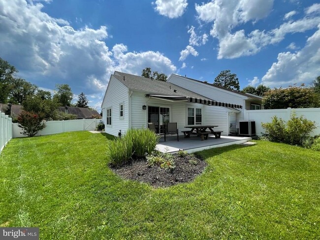 Building Photo - 272 Wood Stream Ct