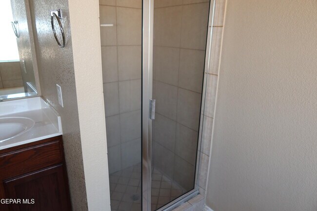 Building Photo - 14217 Otter Point Ct