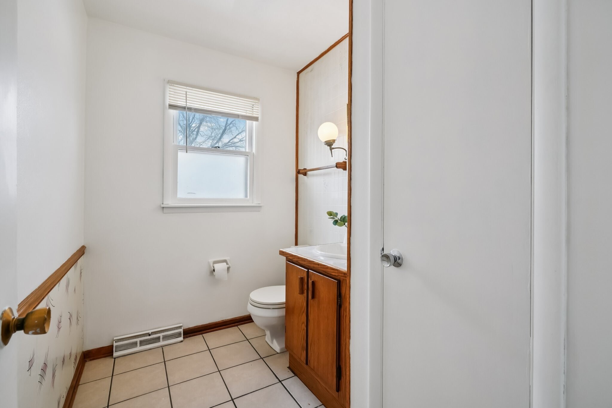 Building Photo - 10783 W Appleton Ave