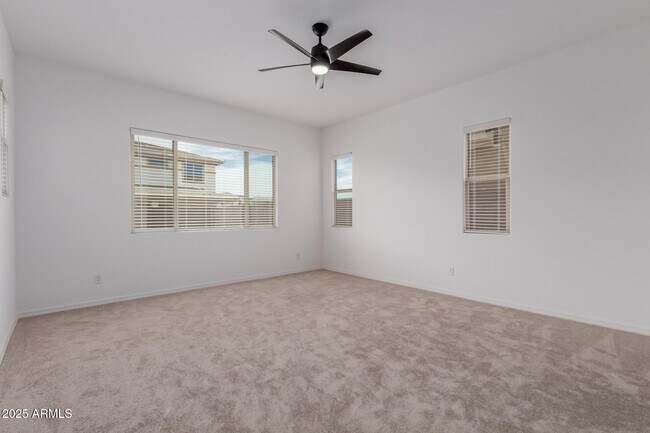 Building Photo - 8817 W Denton Ln