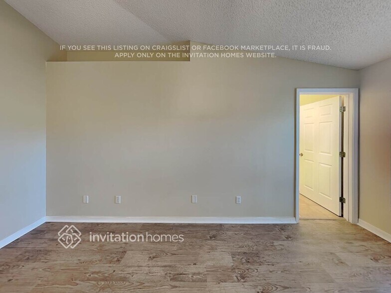 Building Photo - 2414 Bayhill Dr