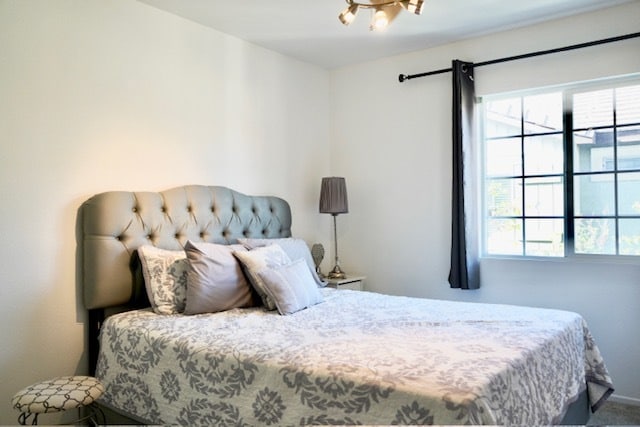 Building Photo - 15625 Lasselle St