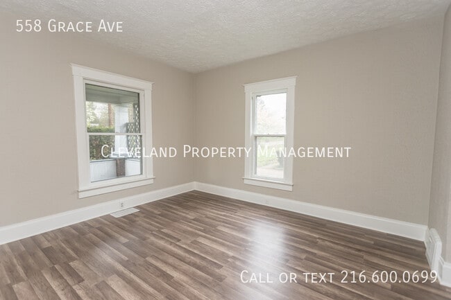 Building Photo - 558 Grace Ave