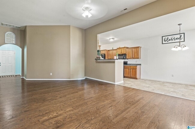Building Photo - 992 Meriweather Dr