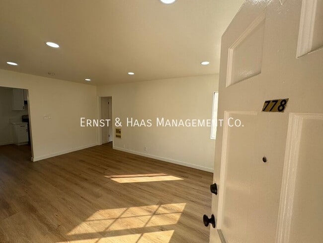 Building Photo - 778 Cherry Ave