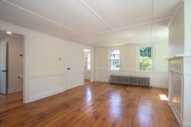 Building Photo - Amazing, Rarely Available Farmhouse with Carriage House and Garage