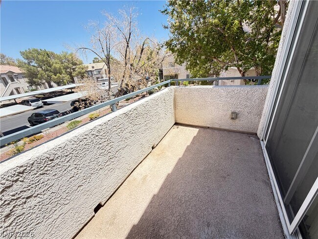 Building Photo - 3085 Casey Dr